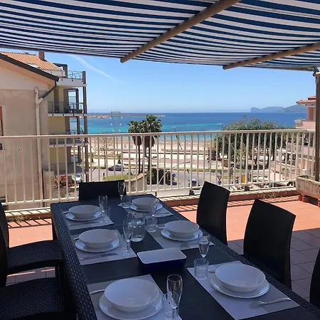 Apartment Attico Light House Con Grande Terrazza
